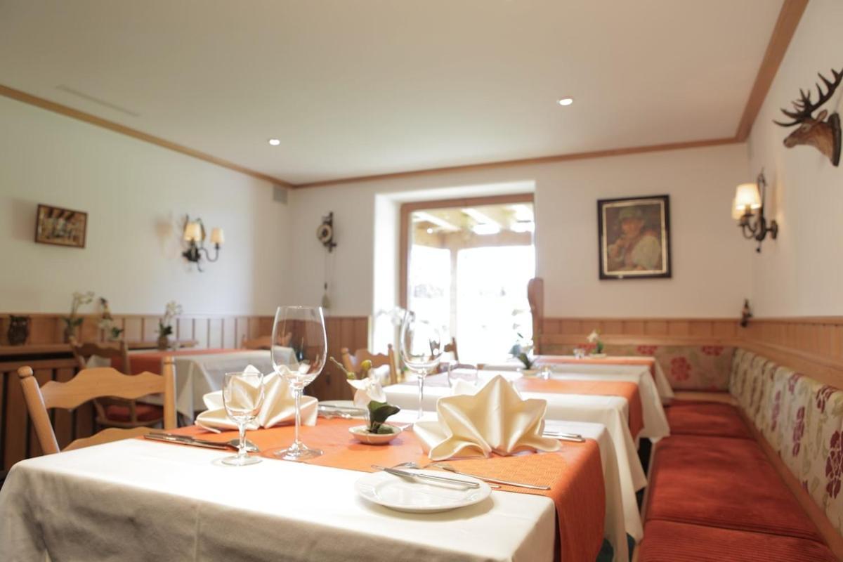 Schwarzwald Lodge Inselklause Schönwalde Eksteriør billede